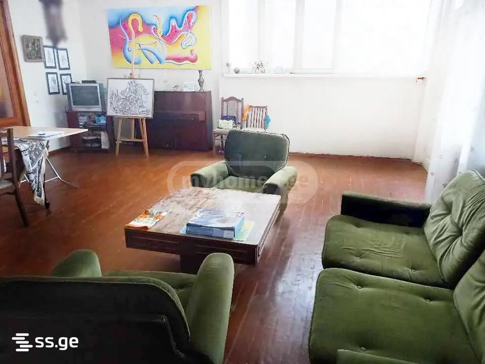 6 Room Hotel For Sale view 3