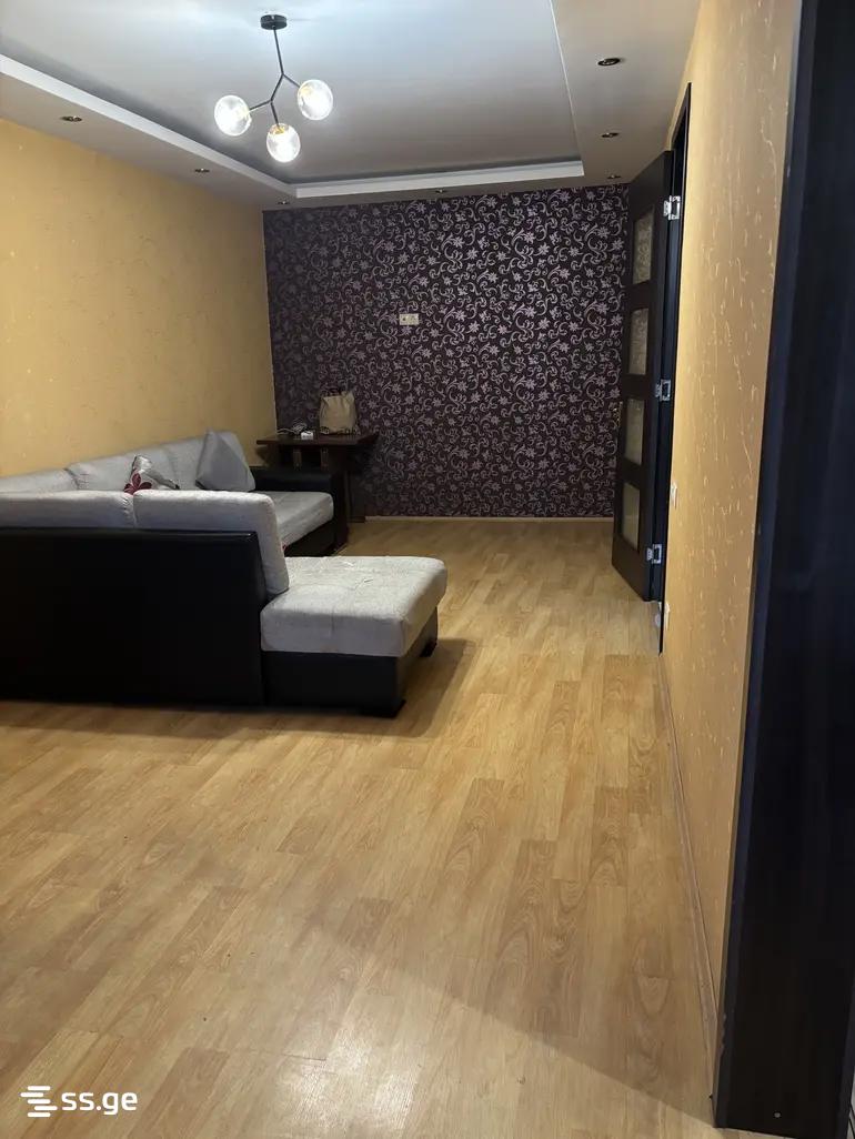 3 room Flat For Rent. Isani - Widok 3