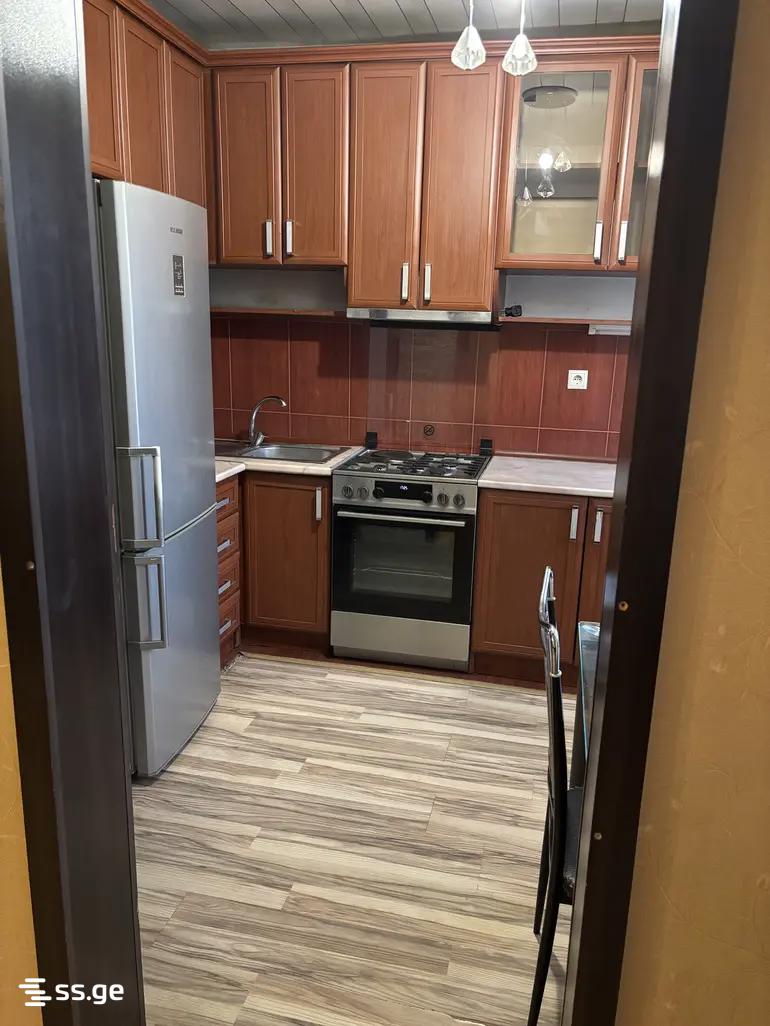 3 room Flat For Rent. Isani - Widok 5