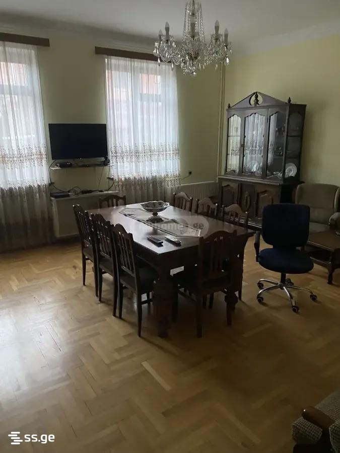 8 Room Private House For Sale view 2