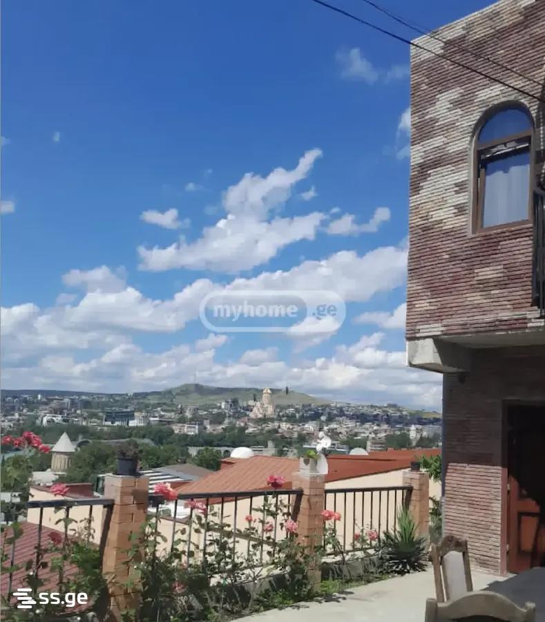 4 Room Private House For Rent. Sololaki view 6