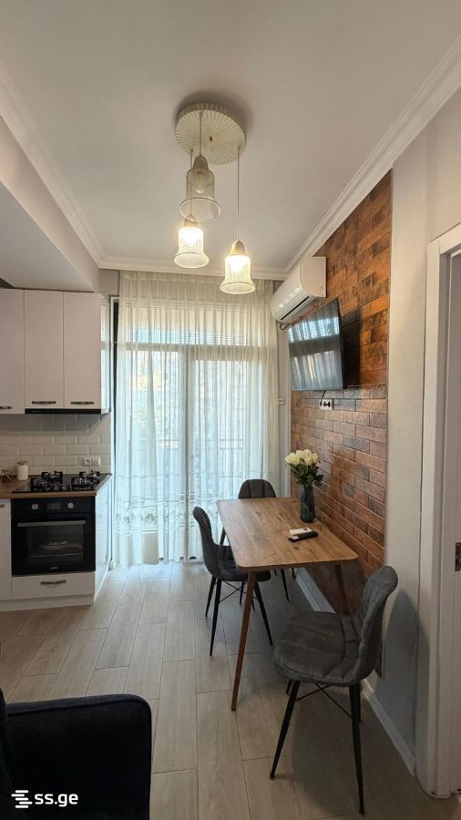 2 Room Flat Daily Rent. Rustavi, 1 of 4