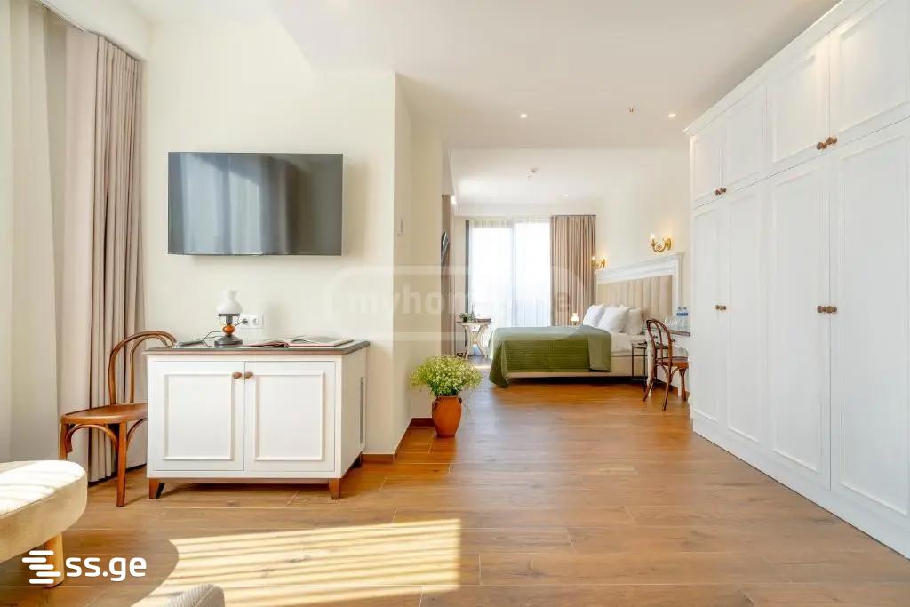 27 Room Hotel For Rent. Chugureti view 37