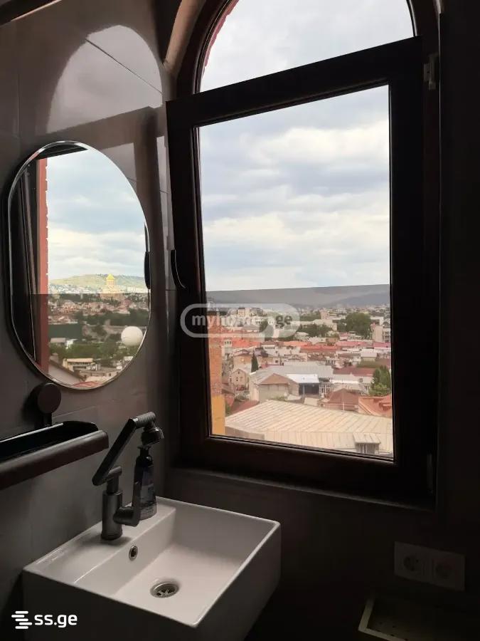 4 Room Private House For Rent. Sololaki view 8