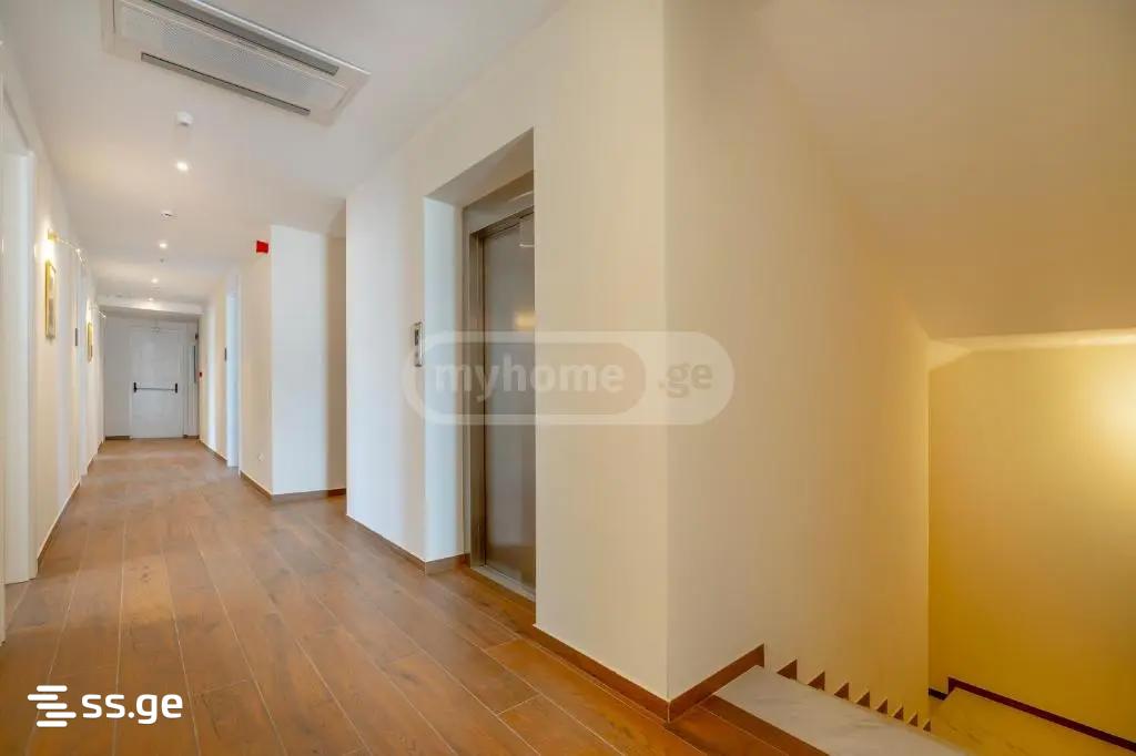 27 Room Hotel For Rent. Chugureti view 33