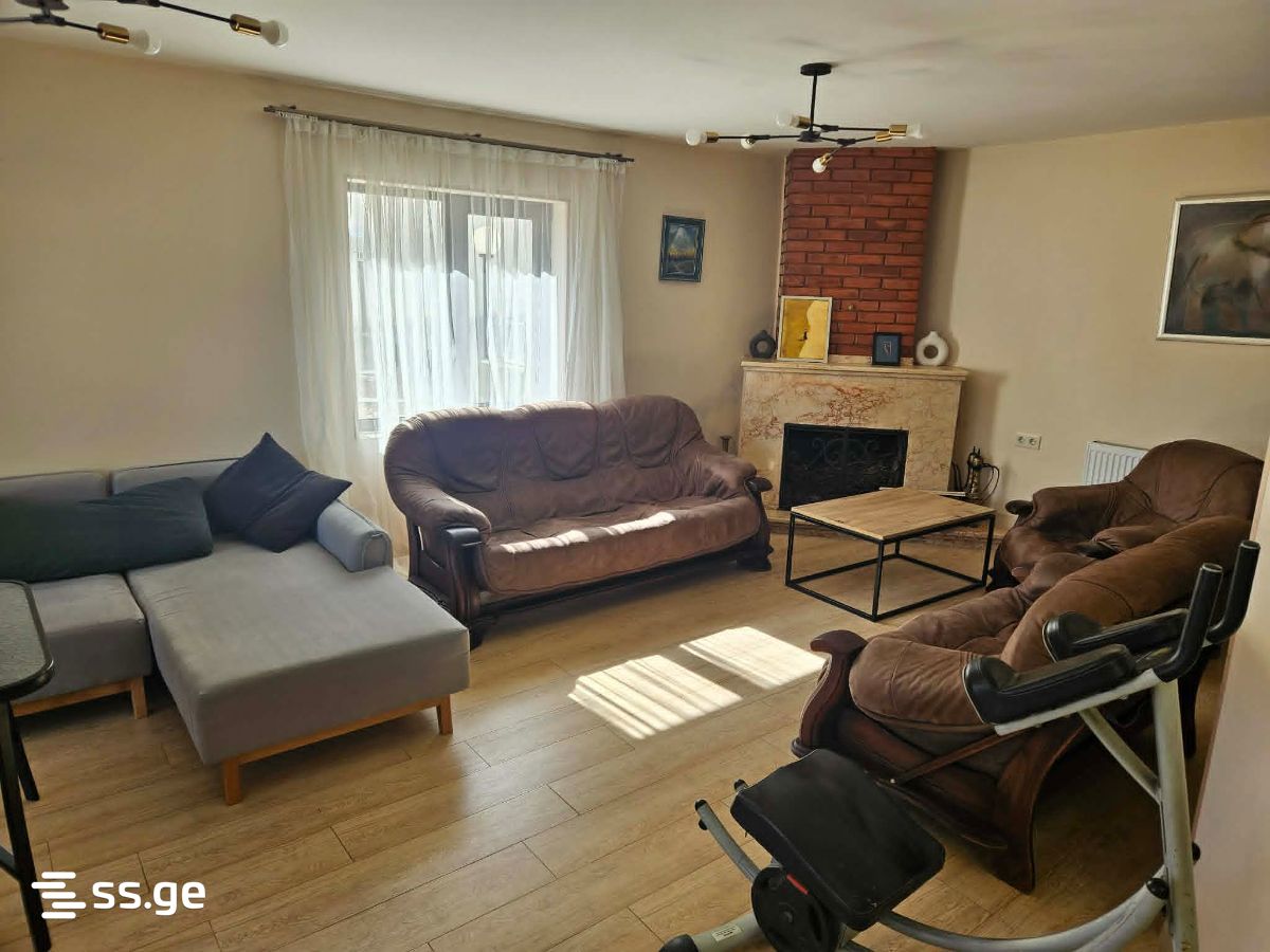 8 Room Summer Cottage Daily Rent. Vake view 9