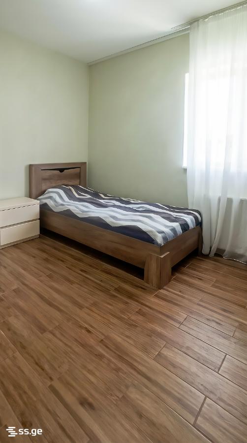 Продажа 3-комната Квартира view 2