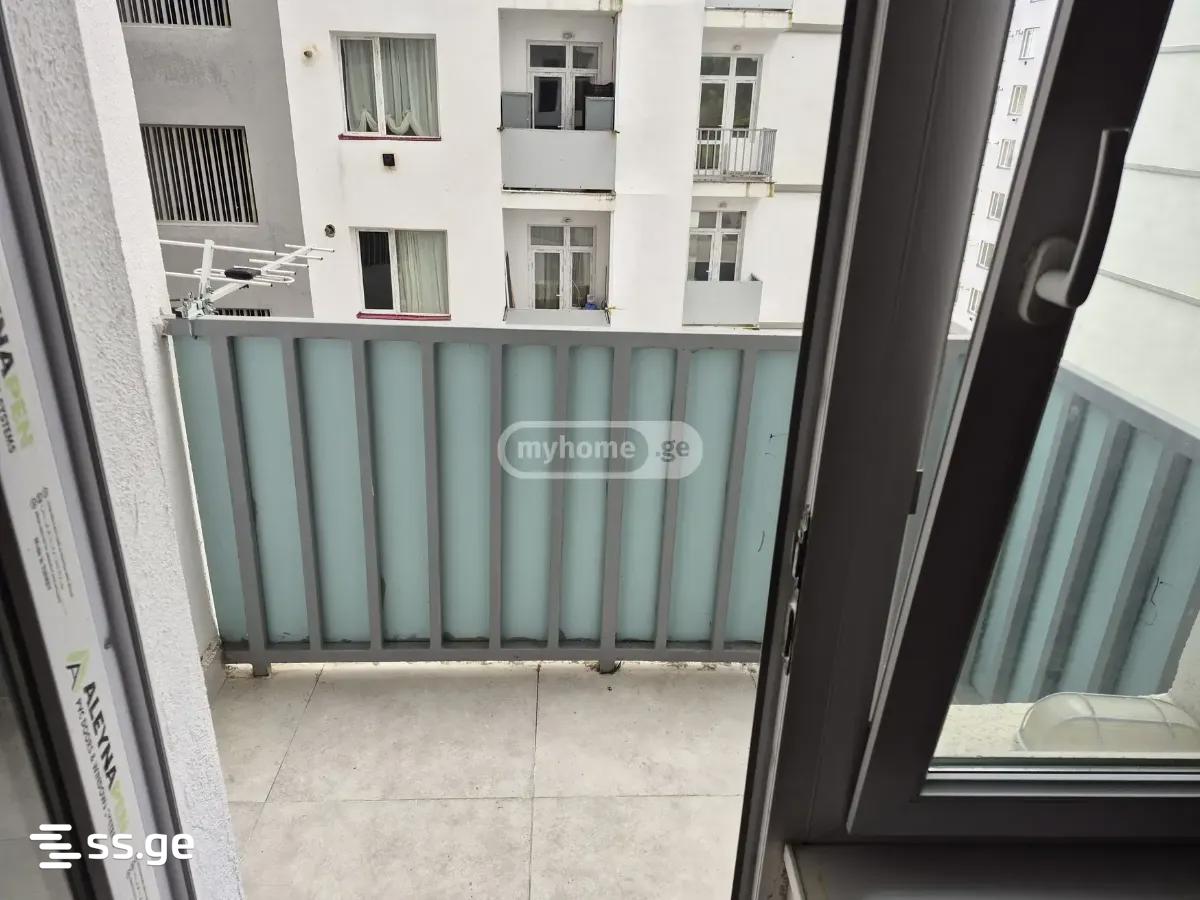 1 Room Flat For Sale view 4