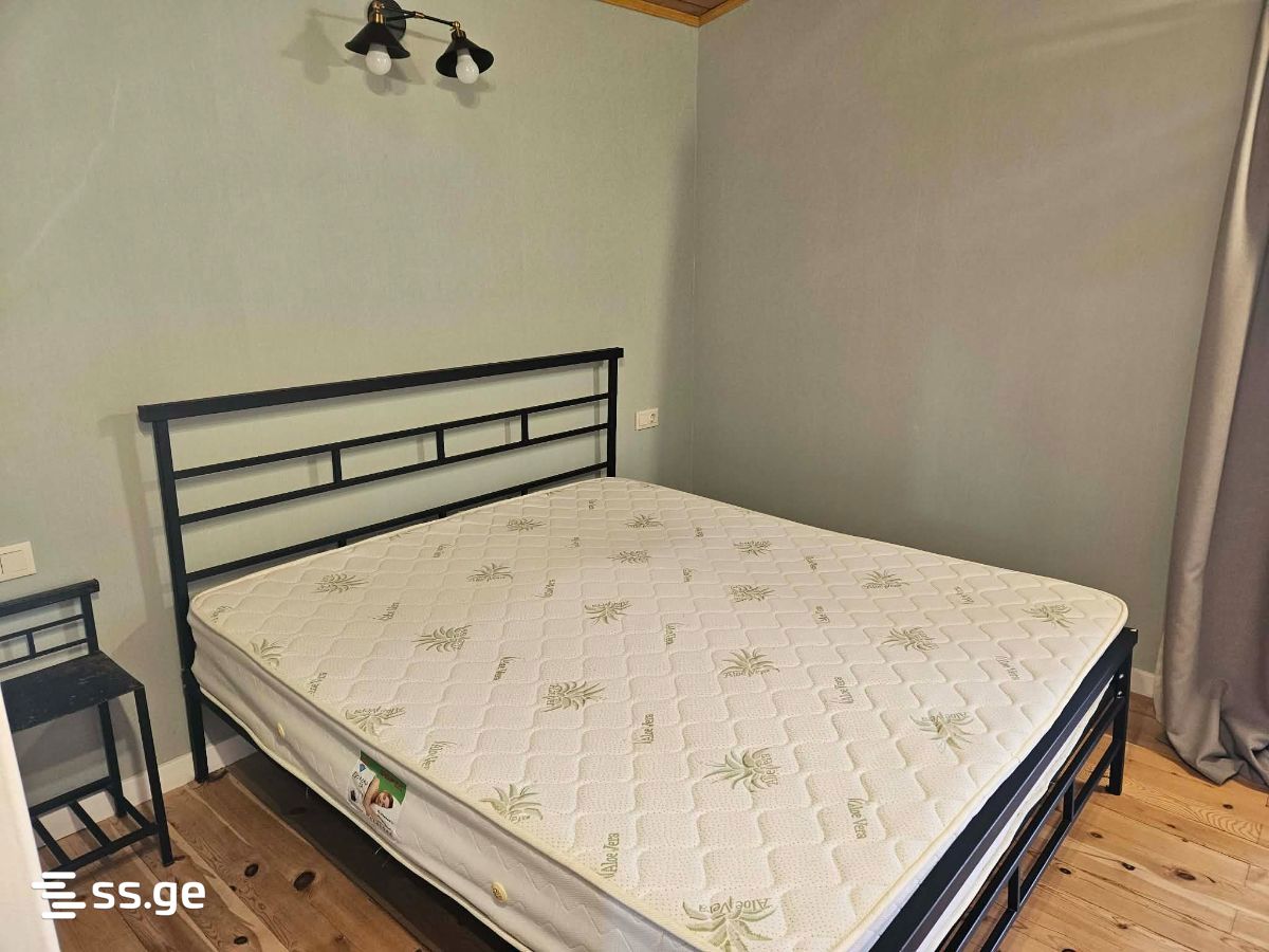8 Room Summer Cottage Daily Rent. Vake view 4