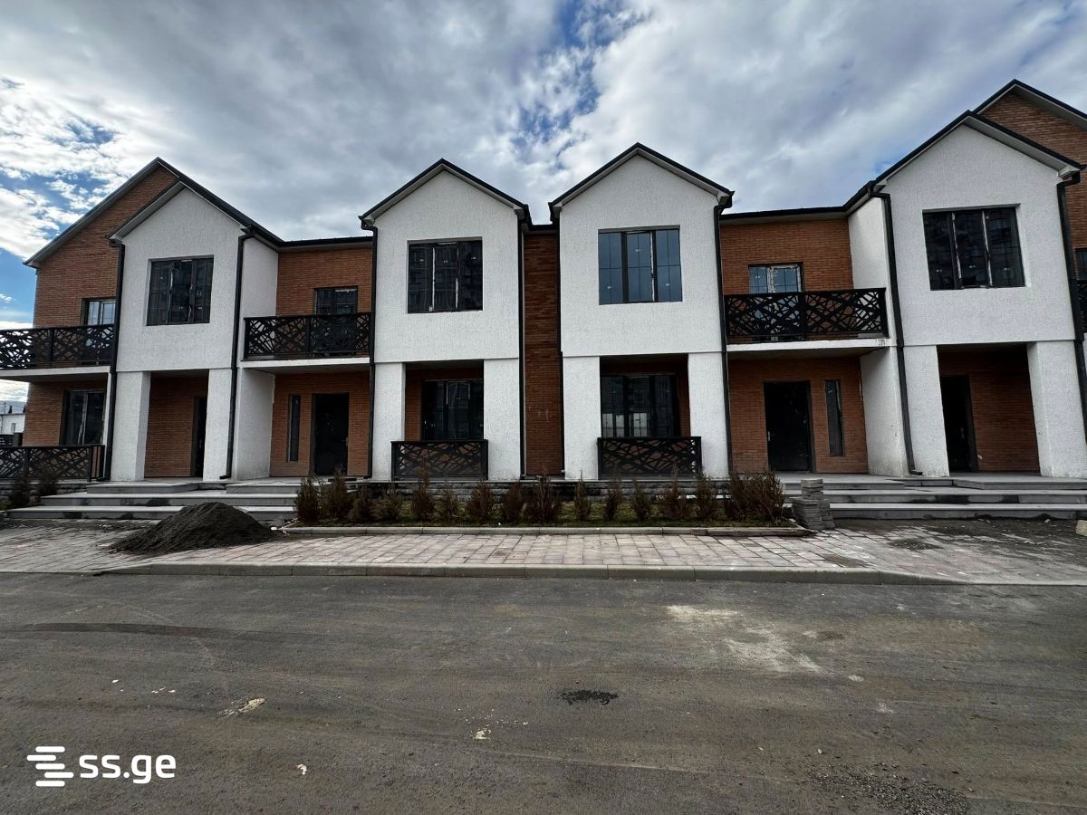 5 Room Private House For Sale view 7