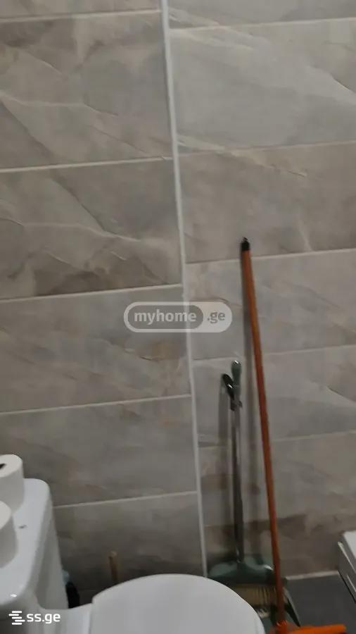 1 Room Flat For Sale view 2