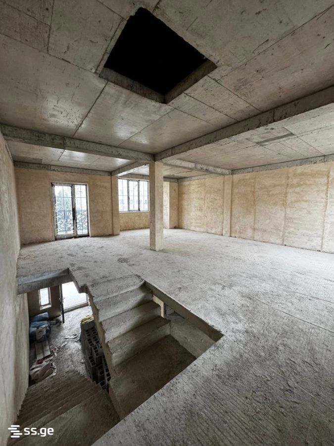 5 Room Private House For Sale view 8