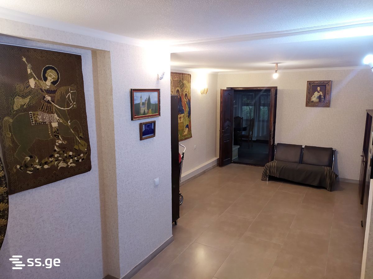 6 Room Private House For Sale view 6