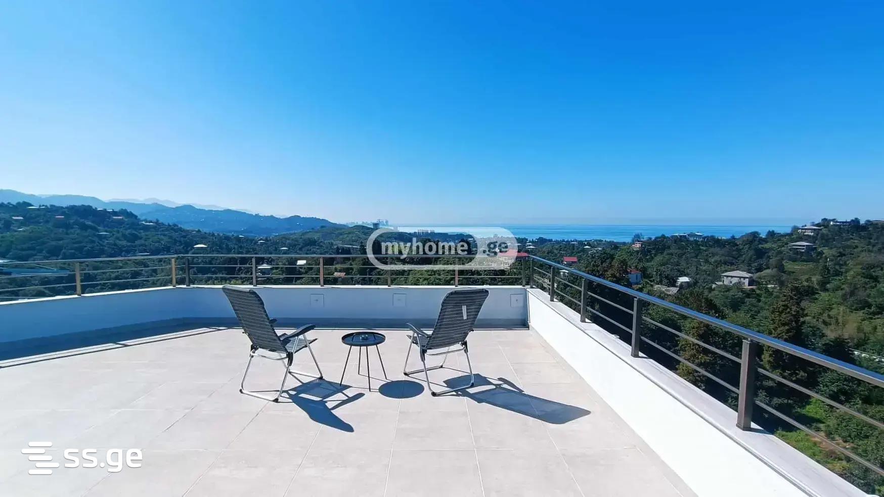 6 Room Private House For Sale view 8