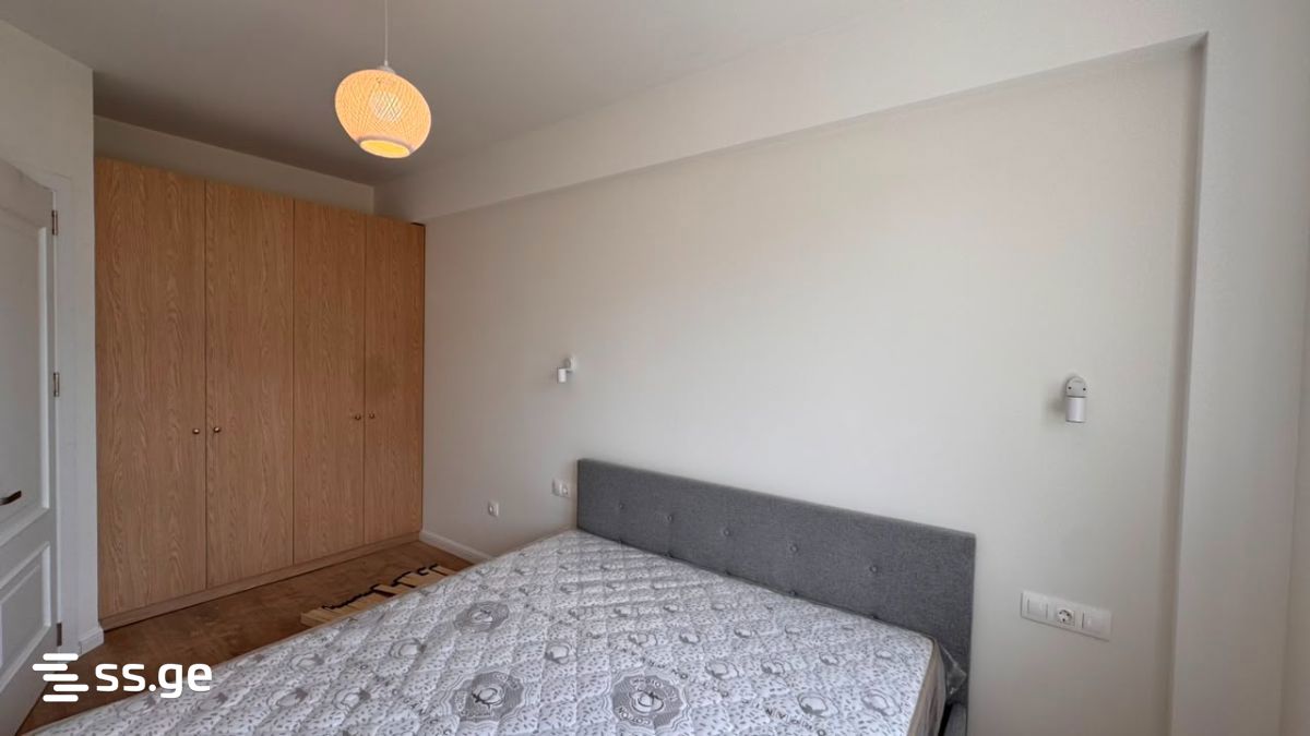 2 room Flat For Rent. Saburtalo - Aanzicht 3