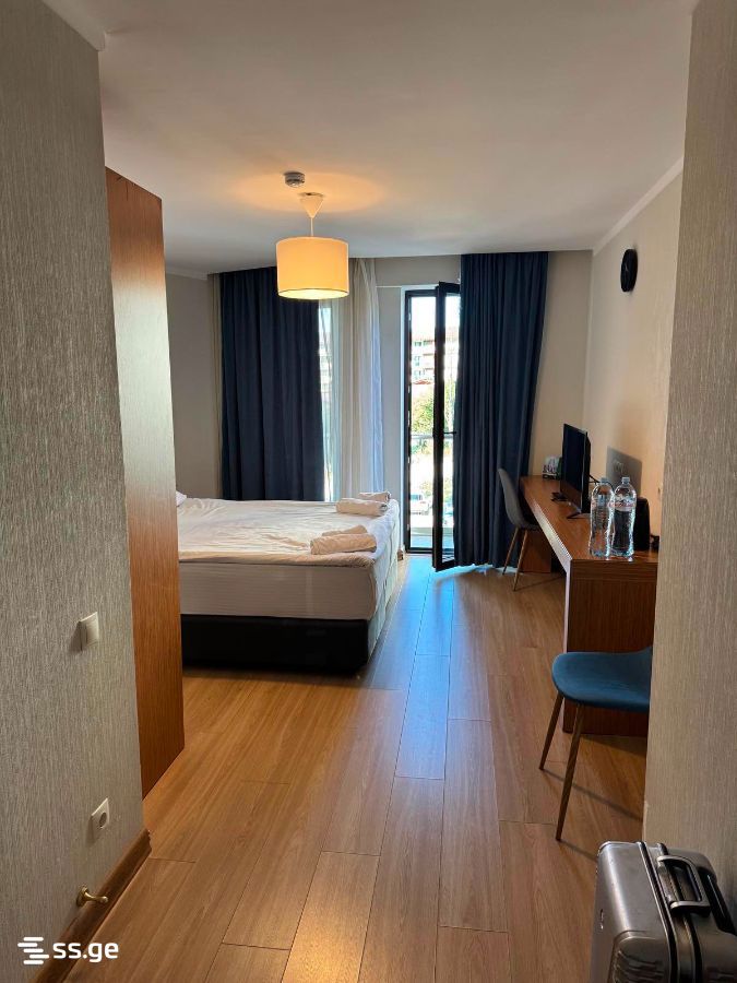 1 Room Flat For Sale view 2