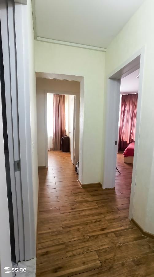 Продажа 3-комната Квартира view 5