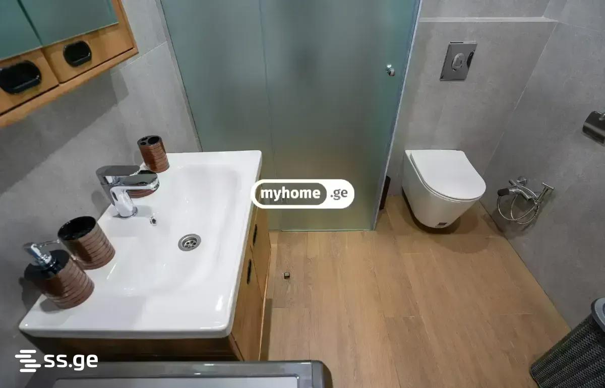 16 Room Hotel For Rent. Isani view 32
