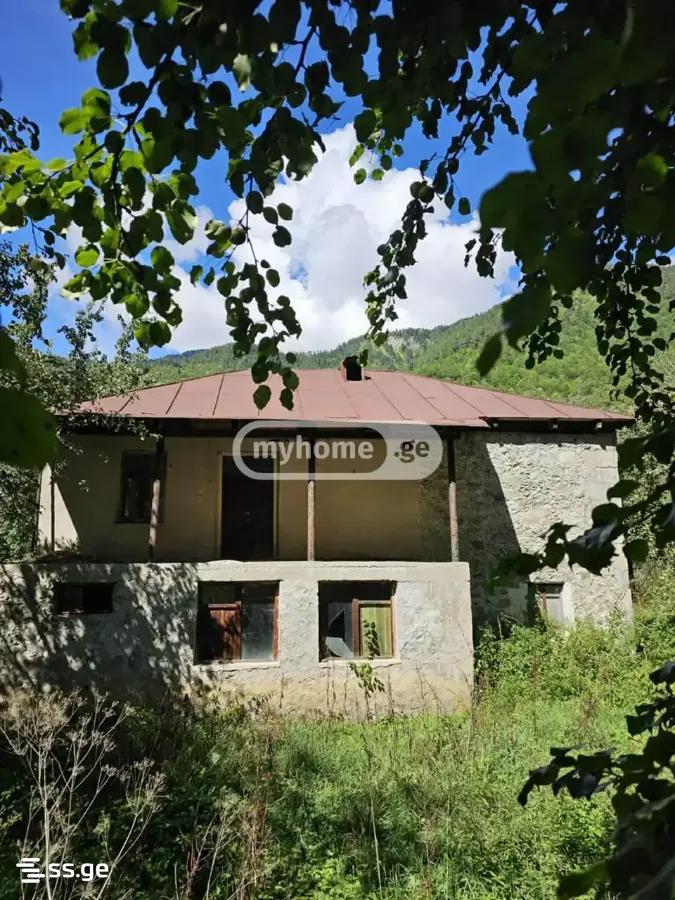 10 Room Private House For Sale view 4