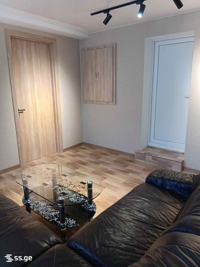 2 Room Private House Daily Rent. Borjomi view 5