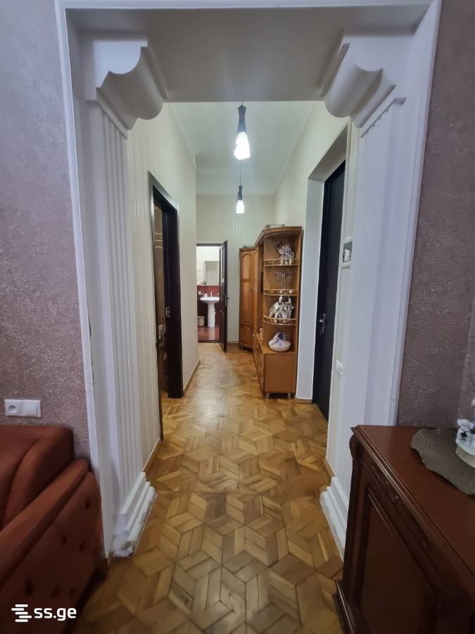 2 Room Flat For Rent. Poti view 5