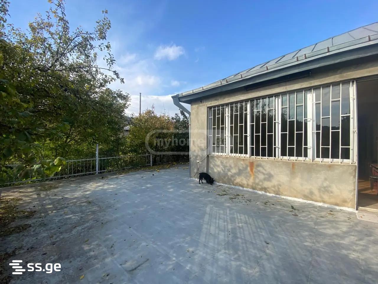 5 Room Summer Cottage For Rent. Tsavkisi, 1 of 4