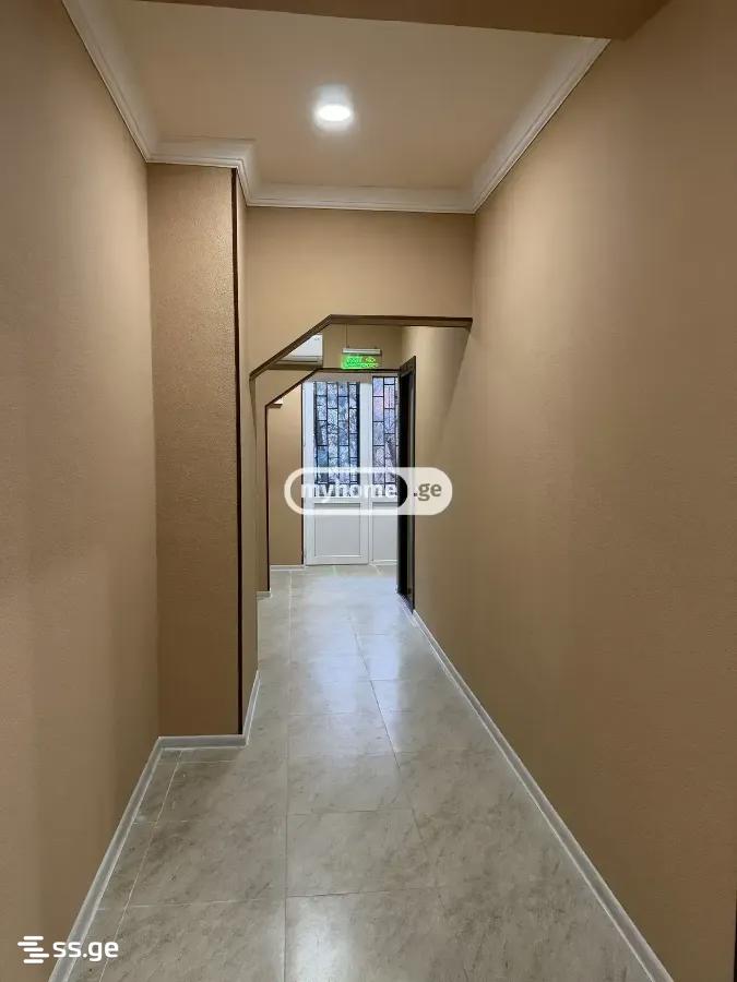 8 Room Hotel For Rent. Vera view 3