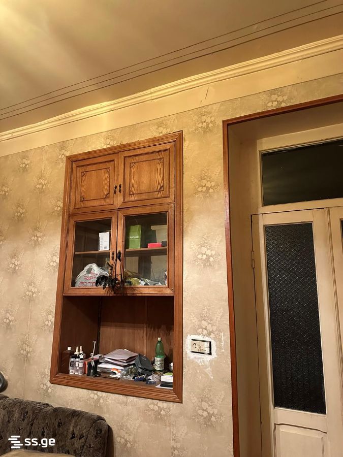 8 Room Private House For Sale view 10