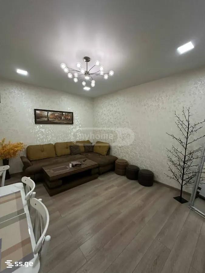 1 Room Private House For Rent. Sololaki view 1