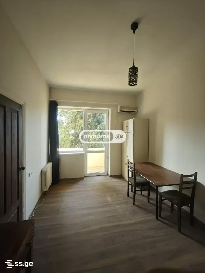 8 Room Hotel For Rent. Vake view 42