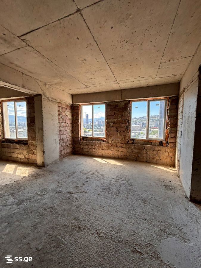 4 room Flat For Sale. Saburtalo, Tbilisi