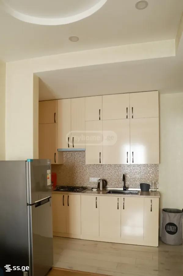 2 room Flat For Rent. Mtatsminda - Mehr