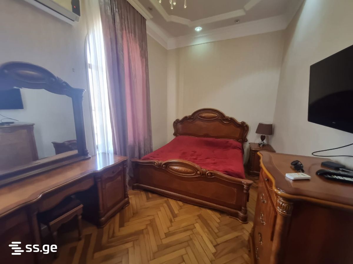 2 Room Flat For Rent. Poti view 4