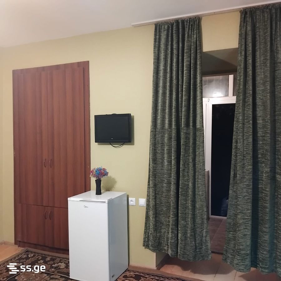 1 Room Flat Daily Rent. Sololaki, 3 of 4