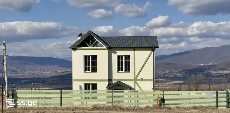 6 Room Summer Cottage For Rent. Saguramo view 7
