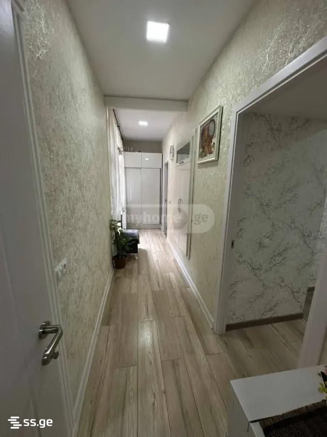 1 Room Private House For Rent. Sololaki view 7