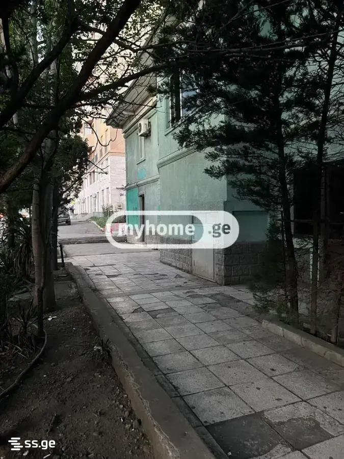 13 Room Hotel For Rent. Samgori view 36