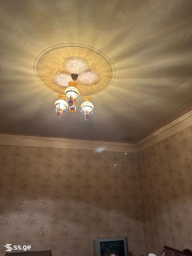 8 Room Private House For Sale view 9