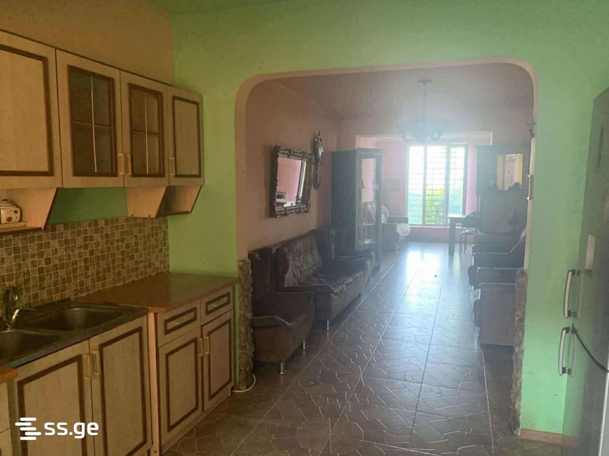 3 Room Flat For Sale, 3 of 4