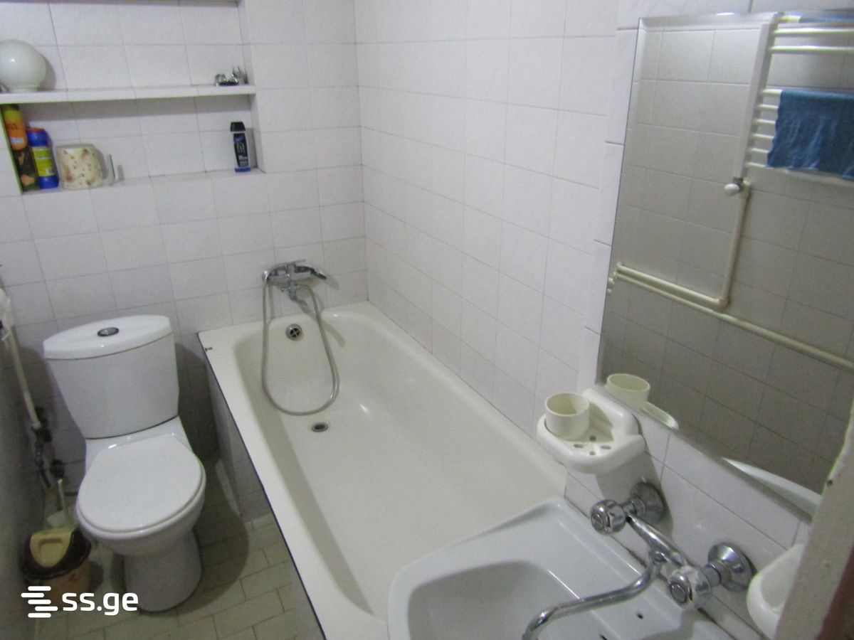 3 Room Flat Daily Rent. Mtatsminda view 3