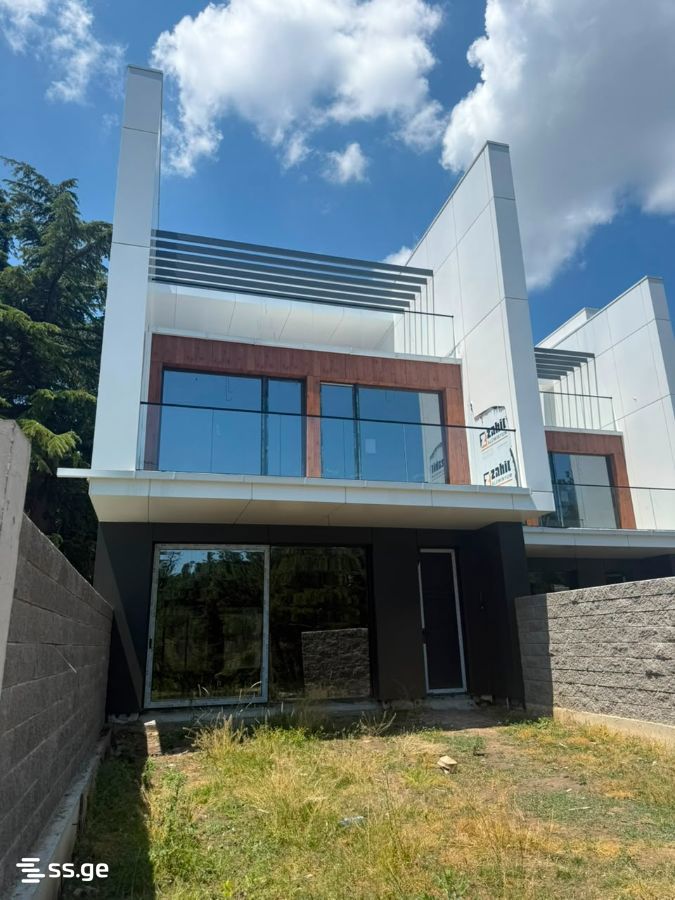 Private House For Sale. Okrokana view 4