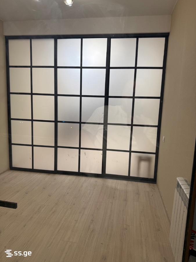 3 room Flat For Sale. Didi digomi - Widok 3