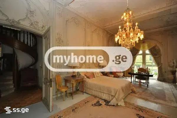 13 Room Hotel For Rent. Sololaki view 2