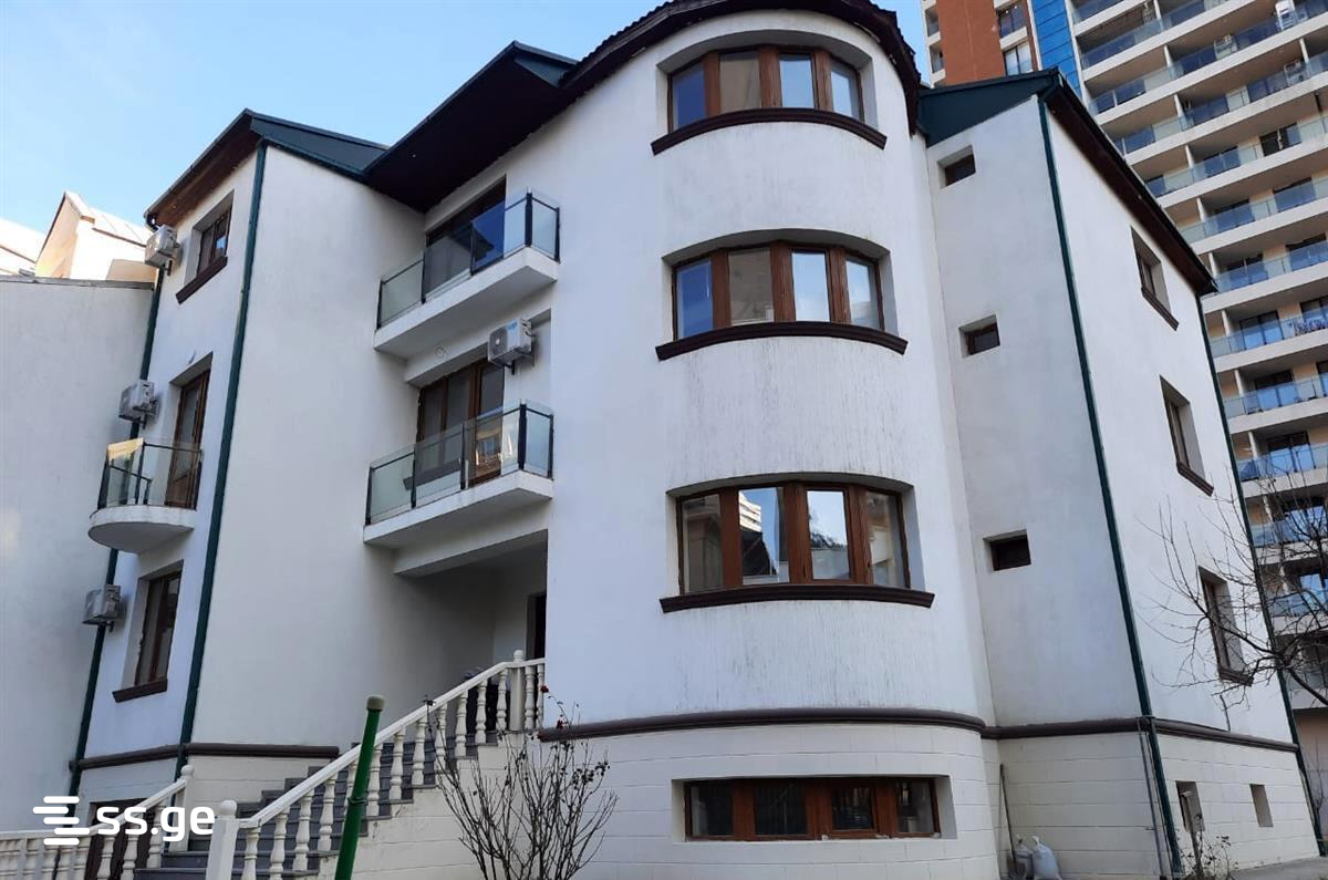 16 Room Private House For Sale view 1