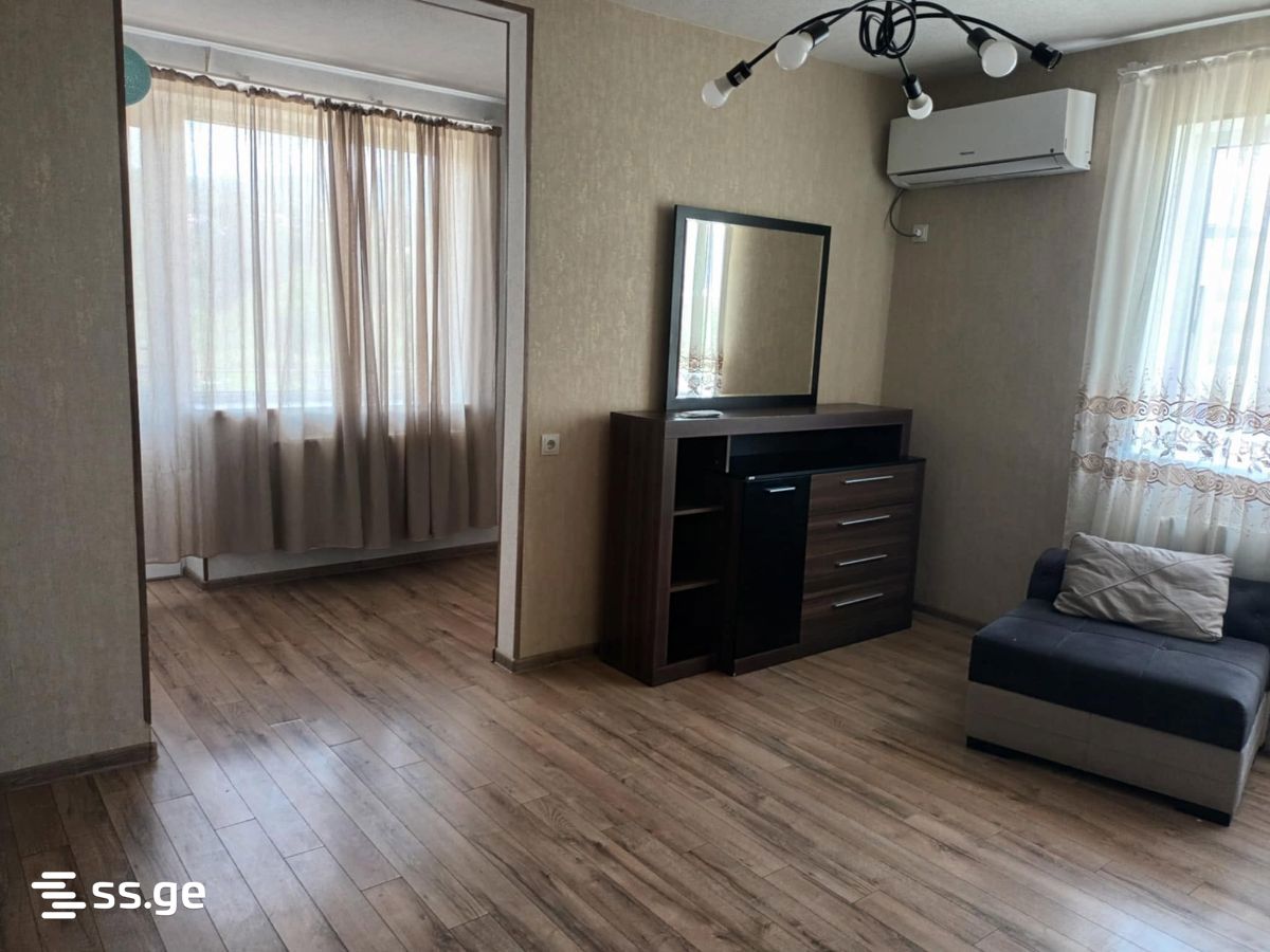 2 Room Flat For Sale, 1 of 4