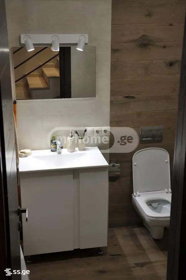 6 Room Private House For Sale view 5