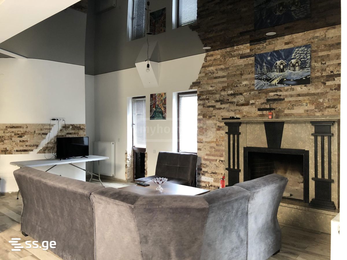 4 Room Private House For Sale view 2