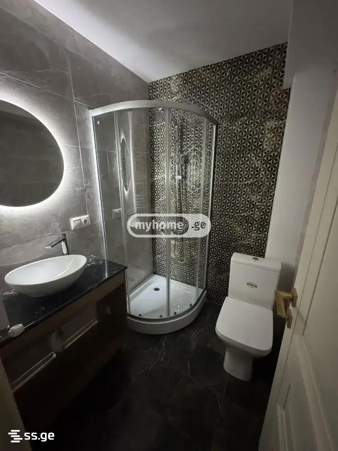 14 Room Hotel For Sale view 4