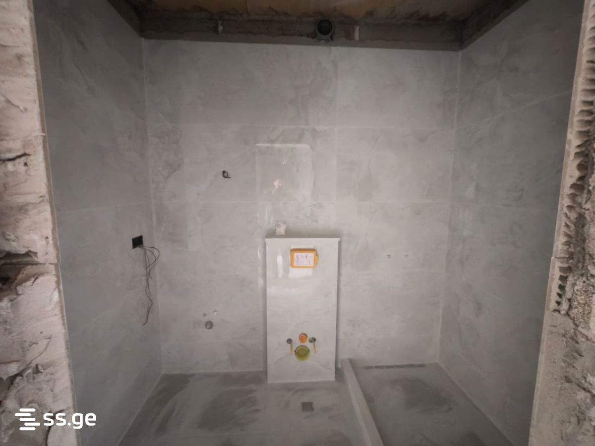 3 Room Flat For Sale view 3