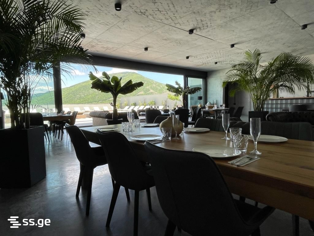 5 Room Commercial Space For Sale, 3 of 4